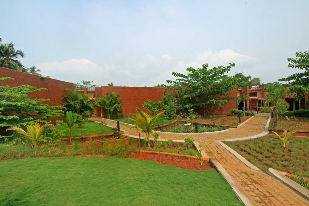 Palette - Arthigamya Spa & Resort Gokarna (Karnataka) Ngoại thất bức ảnh